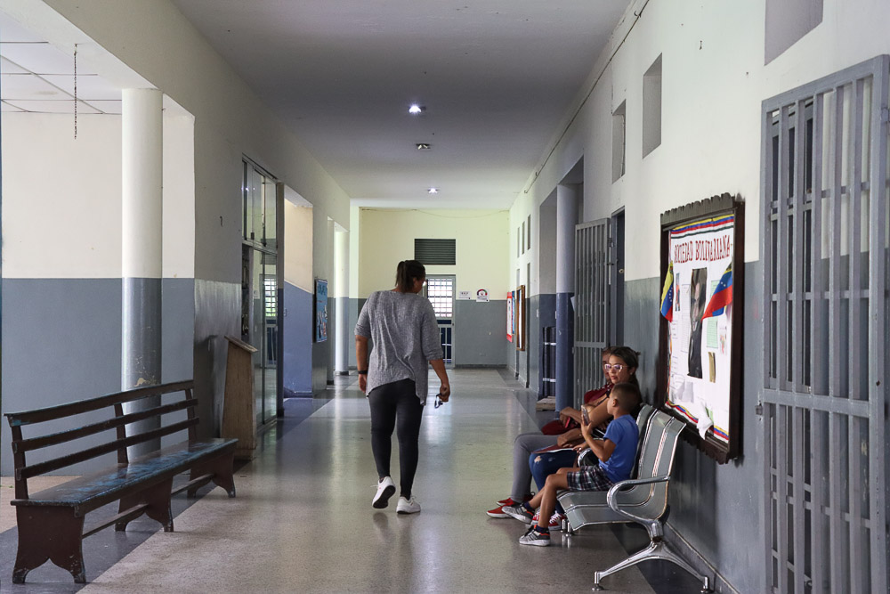 Escuelas- asistencia- El Libertador- Chacao (Mairet Chourio)