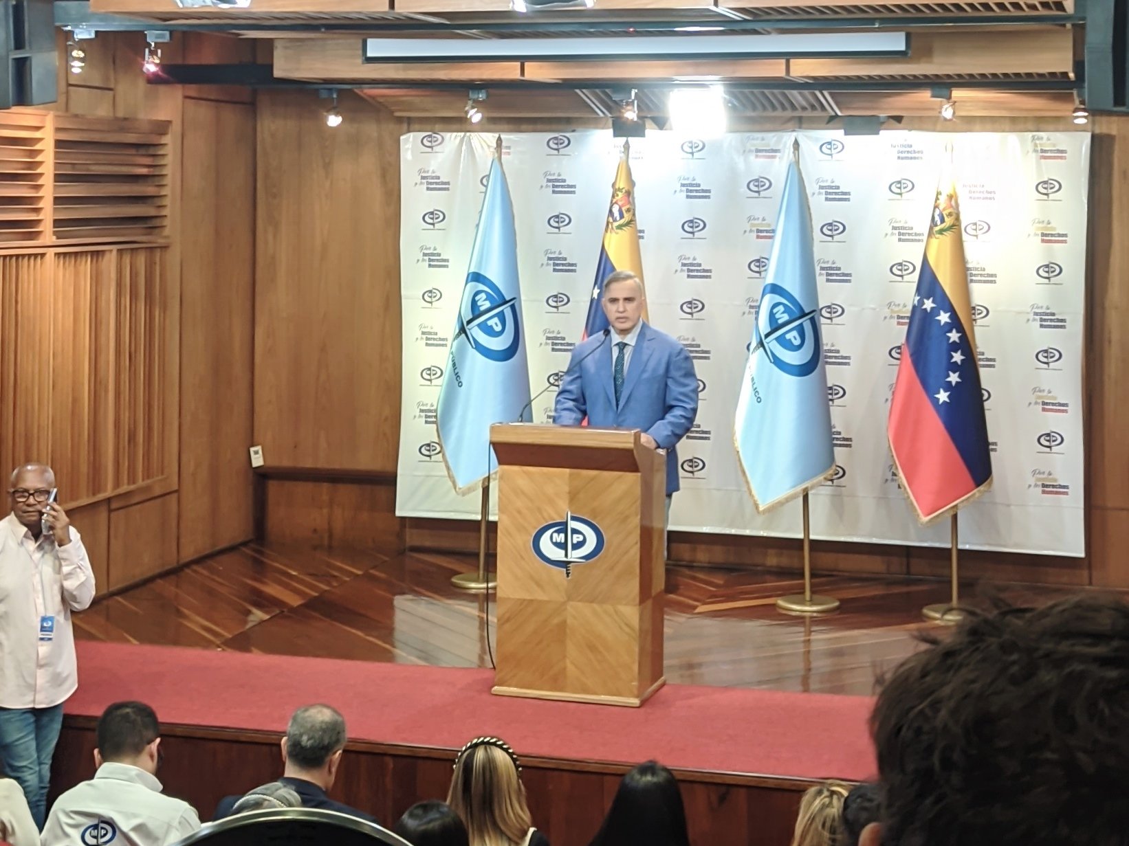 Fiscalía anuncia investigación contra presidente y vicepresidenta de la Comisión de Primarias