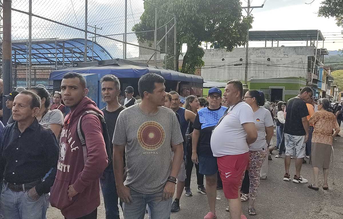 Miembros de junta de primaria en Vargas son citados por la Fiscalía