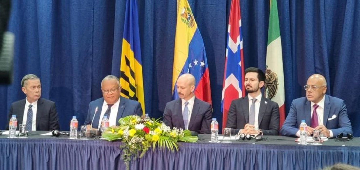firma acuerdo oposicion gobierno