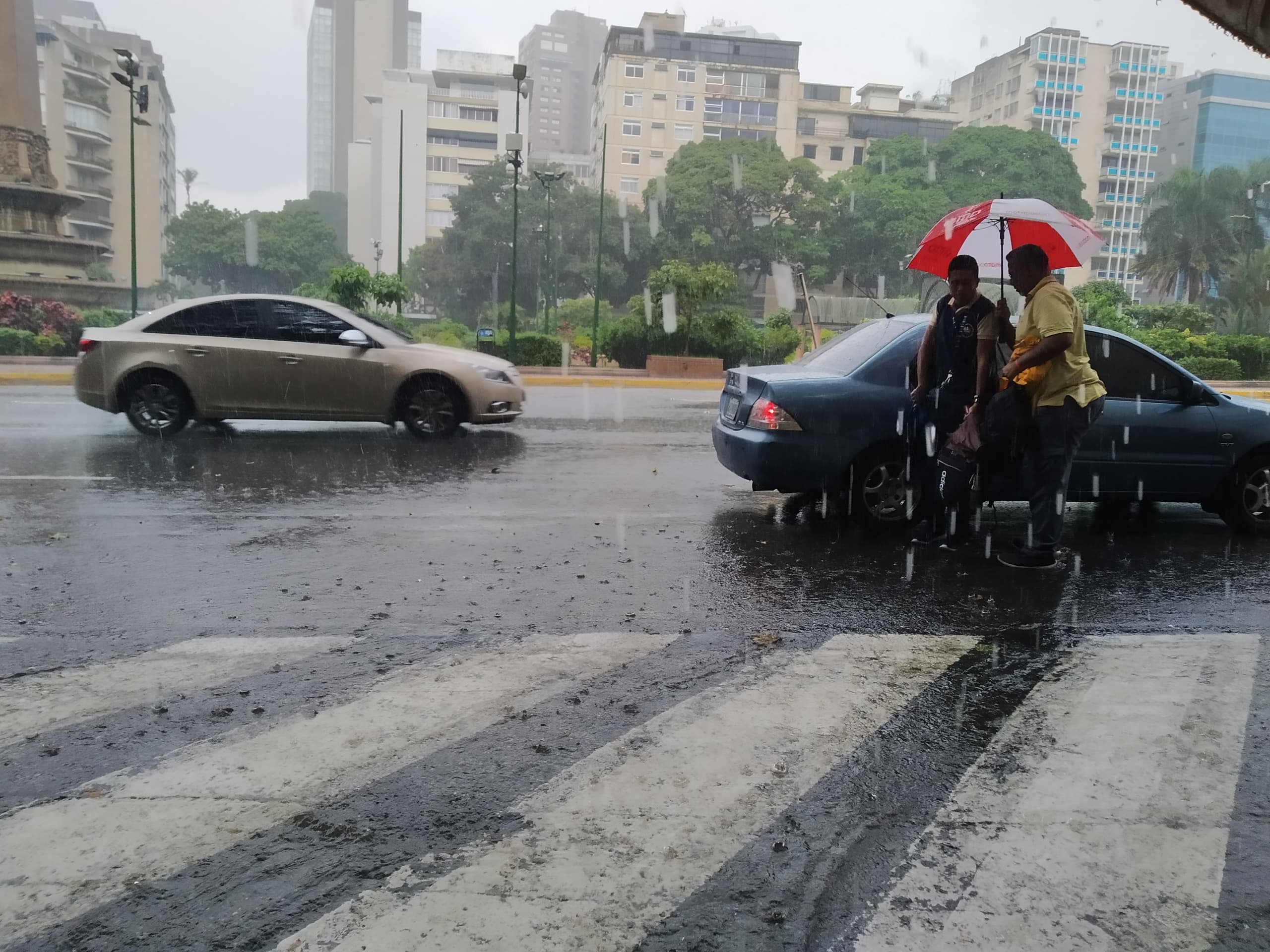 Onda tropical 45 reforzará lluvias en centro y occidente de Venezuela