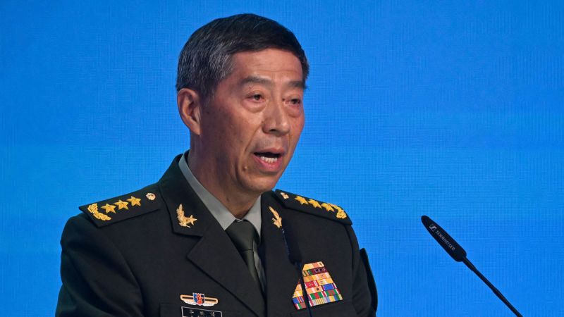 China destituye a su ministro de Defensa, ausente desde hace casi dos meses