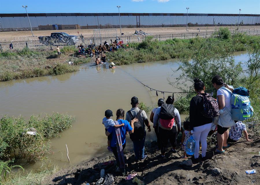 Wola pide respetar principio de no devolución para migrantes venezolanos en riesgo