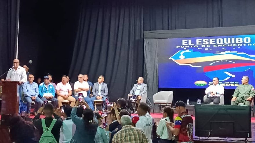 Gobernador de Cojedes llama a participar en referendo en acto conjunto con Jorge Rodríguez