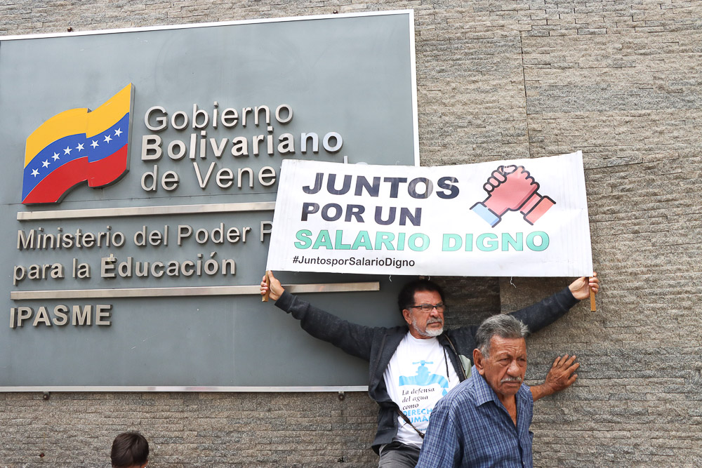 Jubilados del Ipasme protestan (Mairet Chourio)