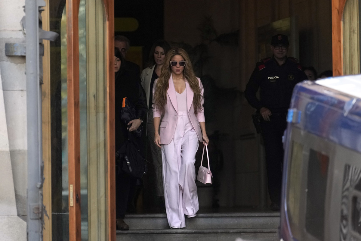 Shakira pacta una multa millonaria y admite el fraude fiscal para evitar la prisión