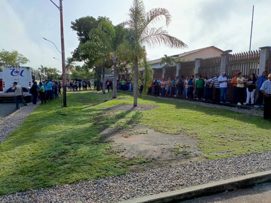 En las regiones también participan en simulacro por el Esequibo