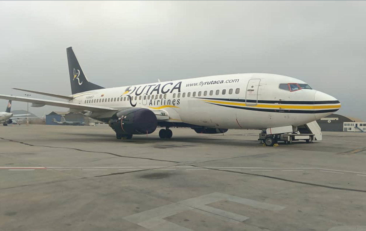rutaca avion vinotinto