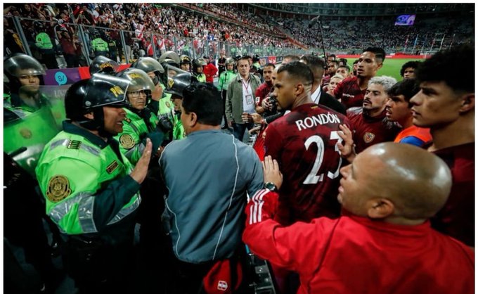 Vinotinto vs peru