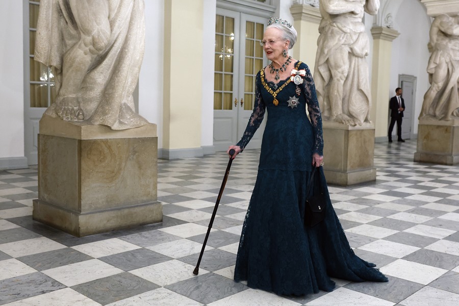 La reina Margarita II de Dinamarca anuncia su abdicación en discurso de fin de año