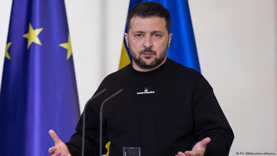 Zelenski pide a los Veintisiete que no den una “victoria” a Putin votando contra Ucrania