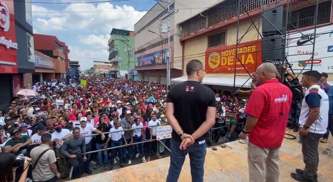 Cabello justifica detención de Víctor Venegas en Barinas y lanza advertencia al gobernador