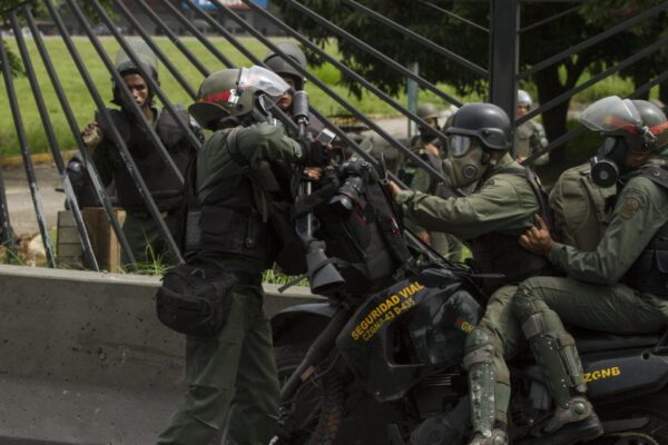 Control Ciudadano pide modificar resolución que permite a la Fanb uso de fuerza mortal en manifestaciones