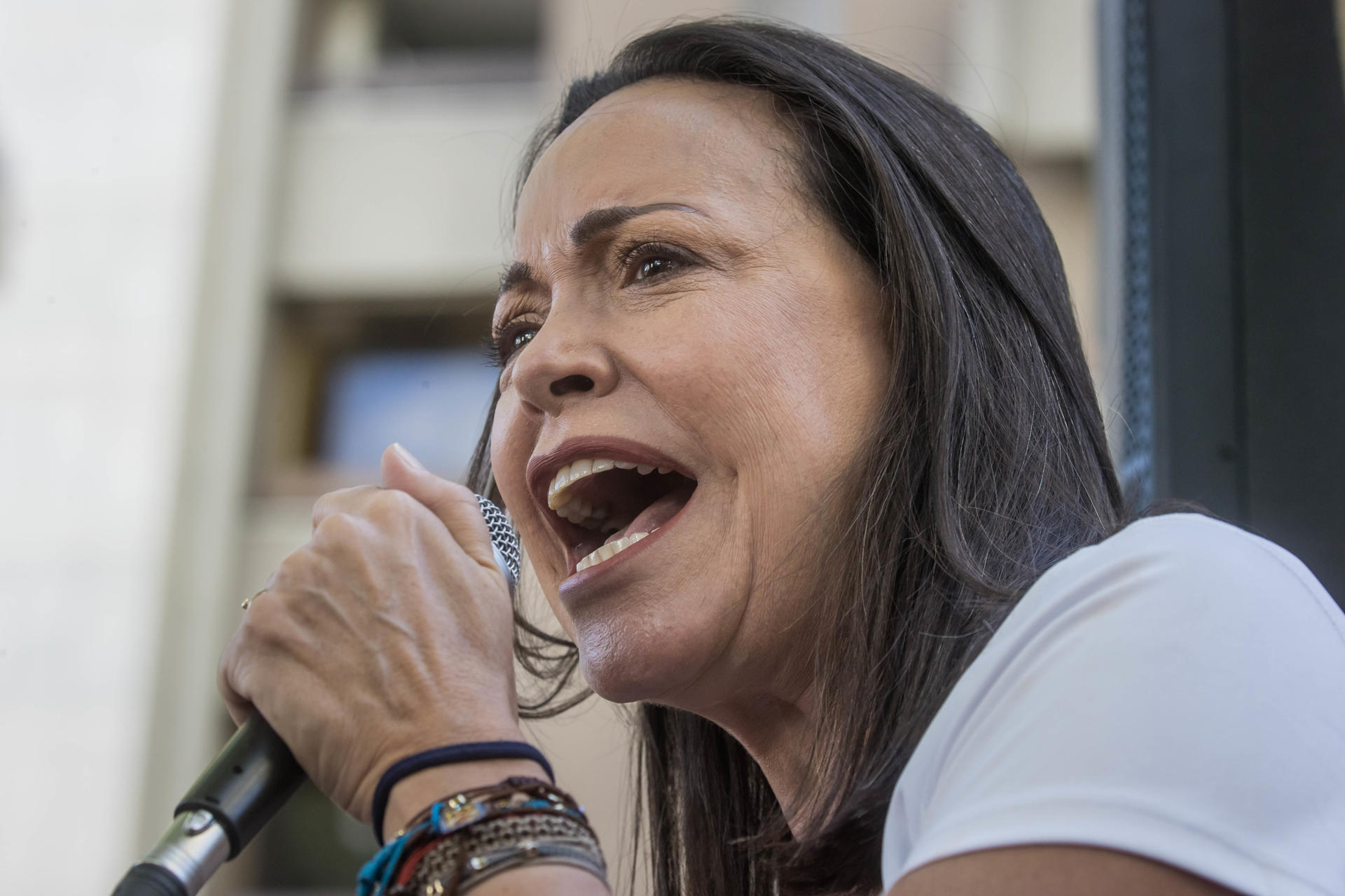 Unión Europea: Inhabilitación a Machado socava la democracia