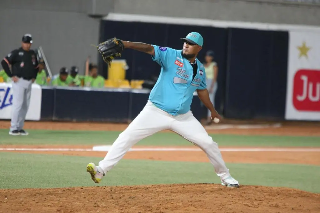 Lvbp suspende a Bruce Rondón y Félix Doubront por "violar programa antidopaje"