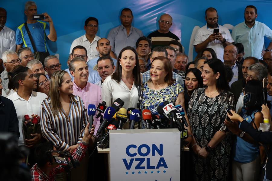 María Corina + Corina + Edmundo