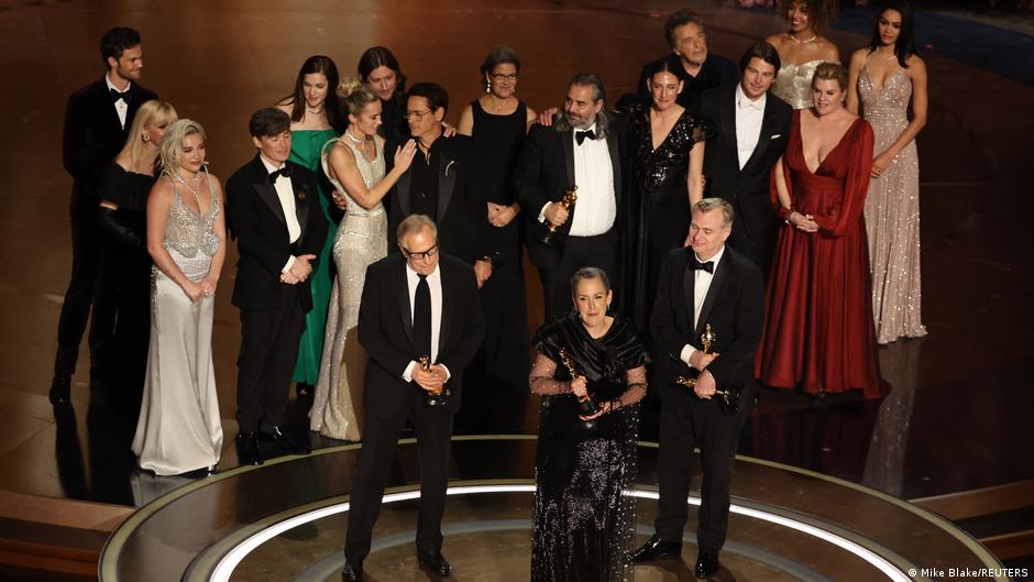 ‘Oppenheimer’ conquista la 96ª gala de los Premios Óscar