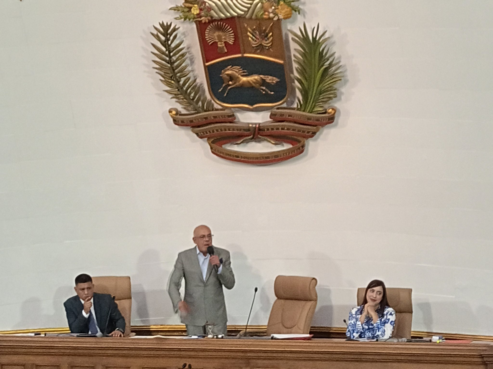 Jorge Rodríguez: “Ojalá le metan 30 años de cárcel al traidor de Samark López y a El Aissami