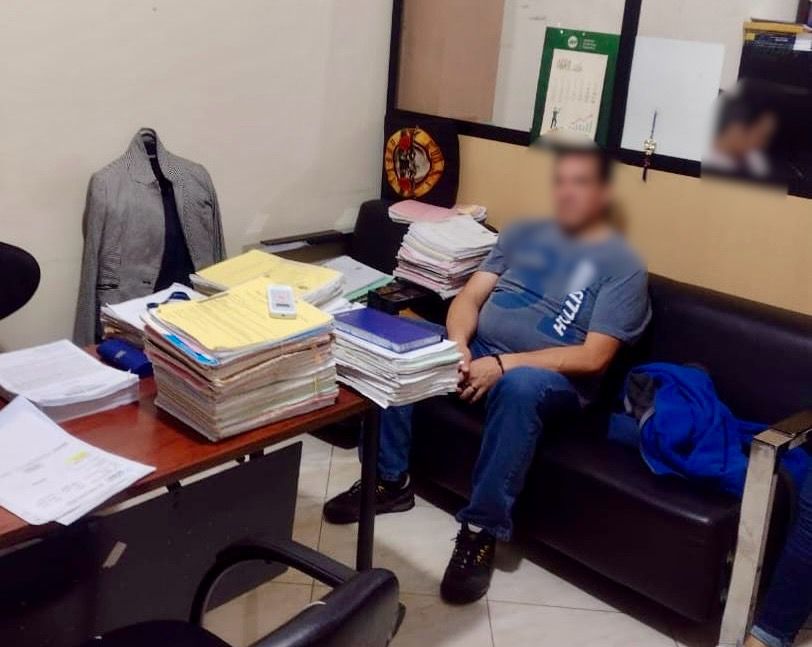 Detienen a dos jueces y 3 exjueces en Ecuador en investigación por delincuencia organizada