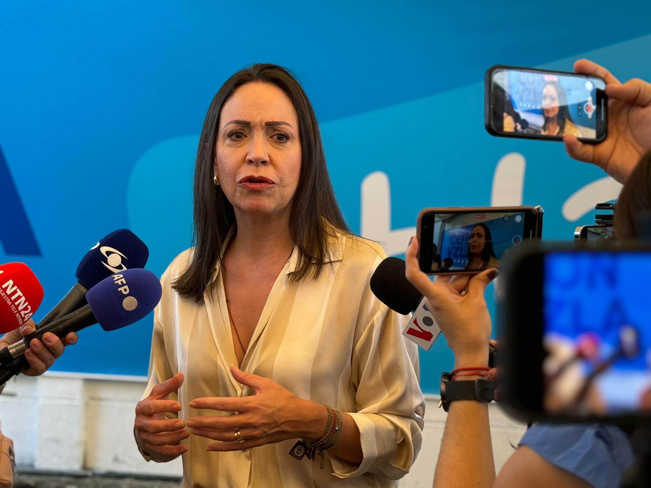 "No puede haber una elección sin que se cumplan los estándares democráticos", dice Machado