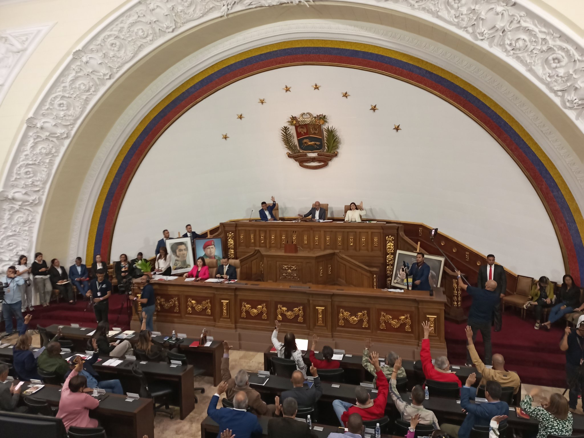 ¿Las reformas a las leyes electorales son posibles antes del 15 de diciembre? Lo que se maneja en la comisión de diálogo