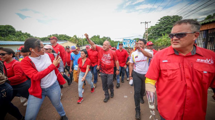 Cabello dice que motorizados previenen violencia en Amazonas durante visita de Machado