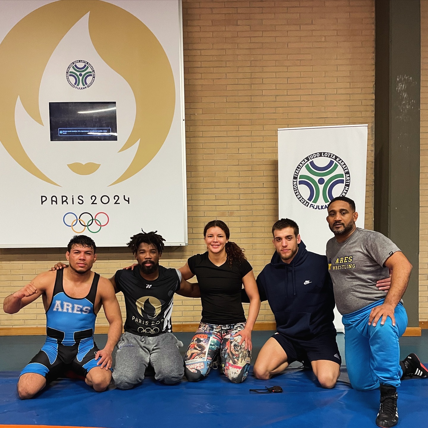 Luchadores venezolanos se concentran en España antes de los JJOO de París