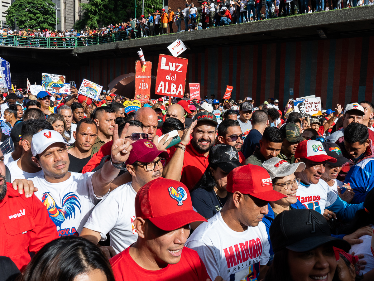 Ventajismo, desequilibrio y discurso de odio: faltas a la normativa que se observan en la campaña electoral