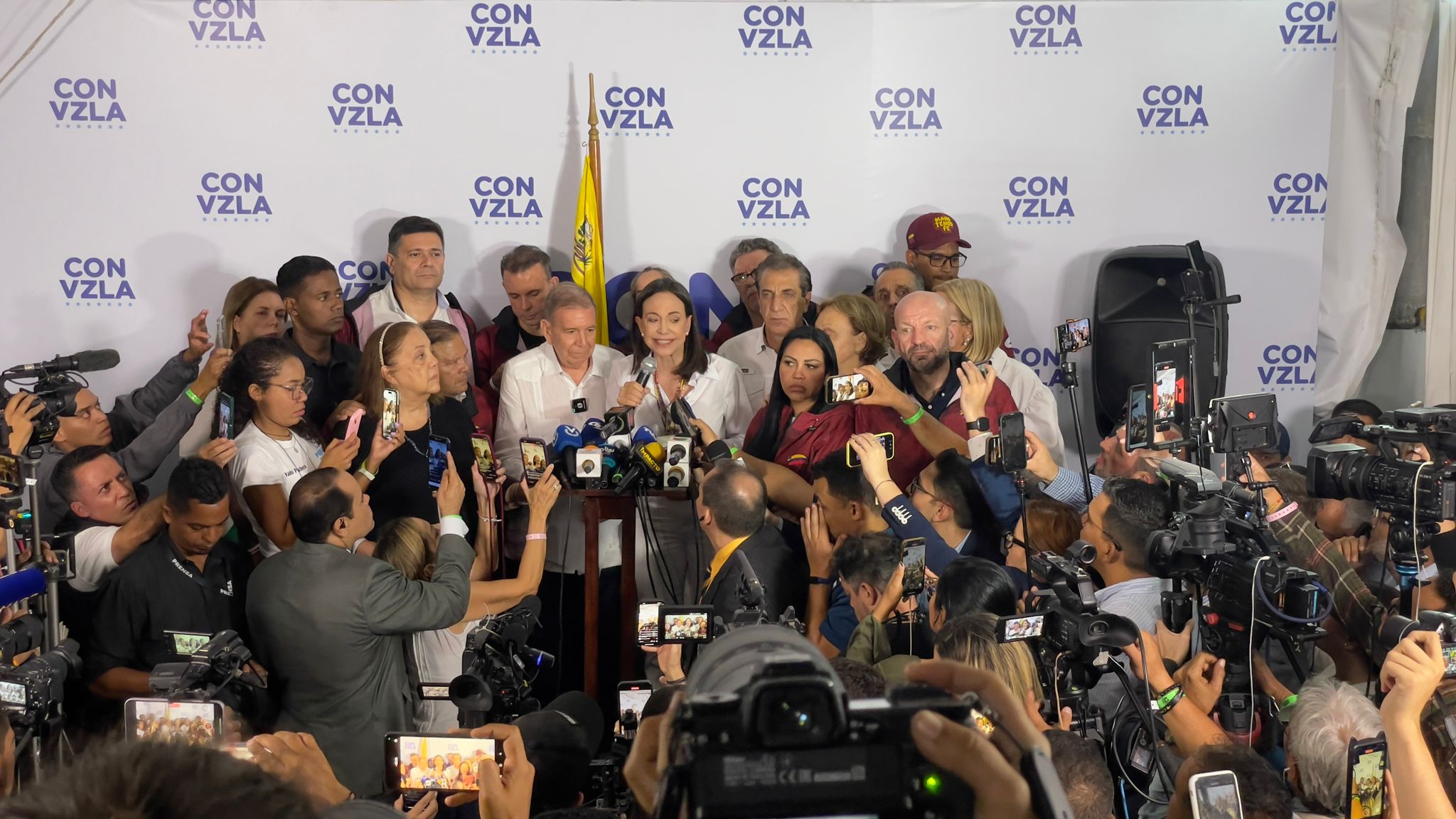 Edmundo González y María Corina Machado tras anuncio del CNE