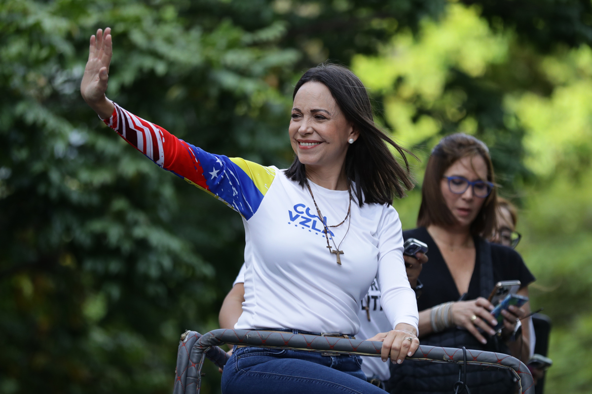 La lucha por la libertad: el rol de las mujeres en la democracia y el poder