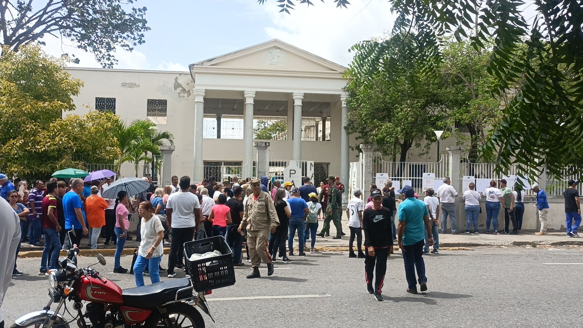 Balance en Lara: una detenida, retrasos para votar y un centro particular para estudiantes de la Unes