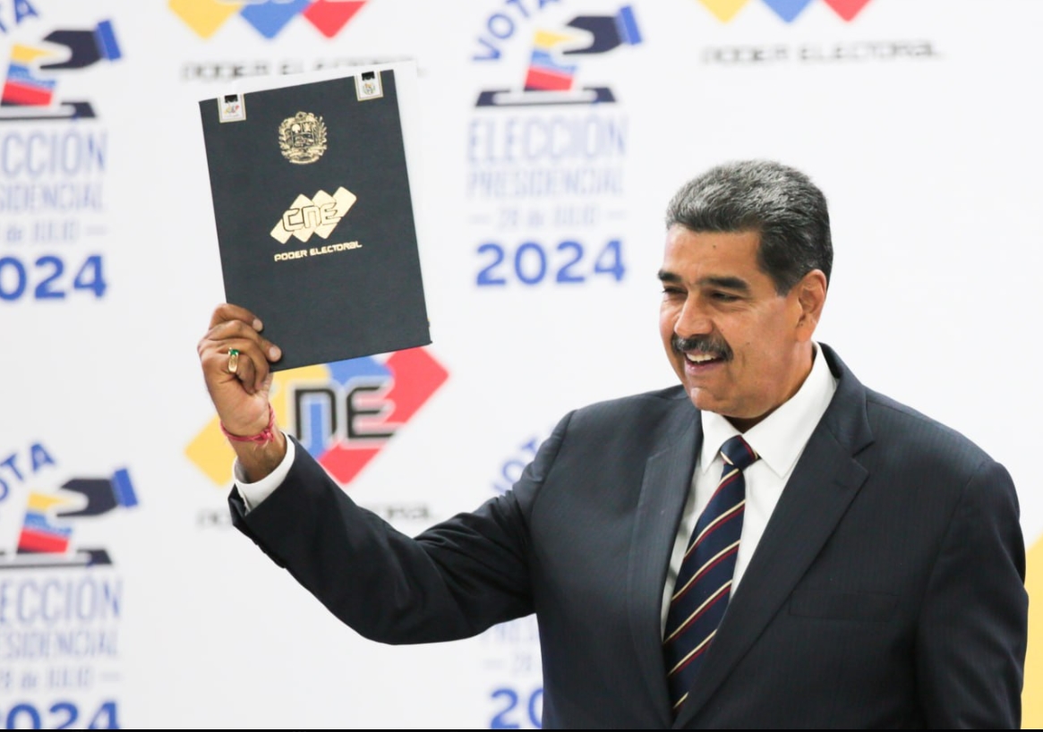 Nicolás Maduro durante su proclamación en el CNE