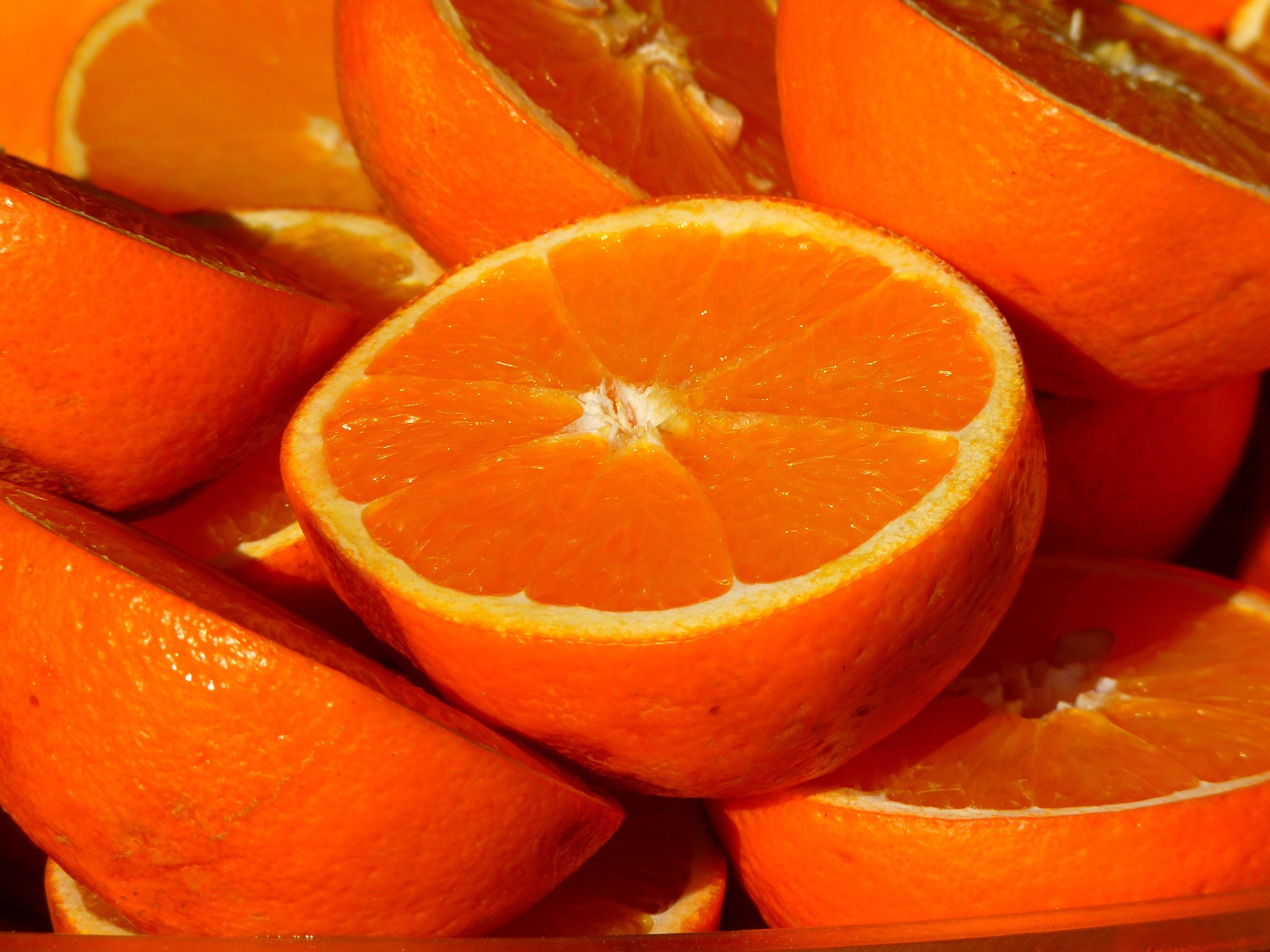 Alerta naranja: la enfermedad que amenaza con extinguir el jugo de nuestro desayuno