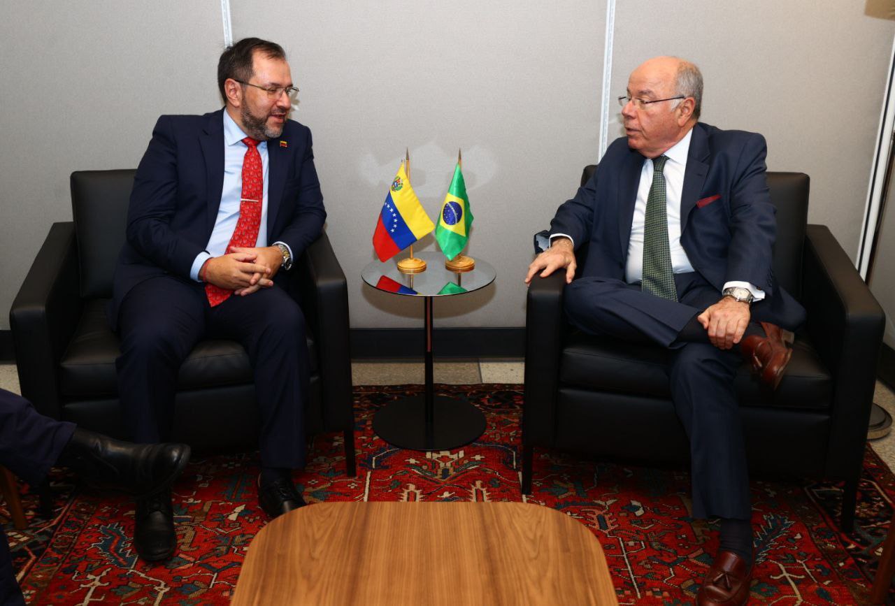 Canciller de Brasil pidió salvoconducto para venezolanos en embajada de Argentina, dice CNN