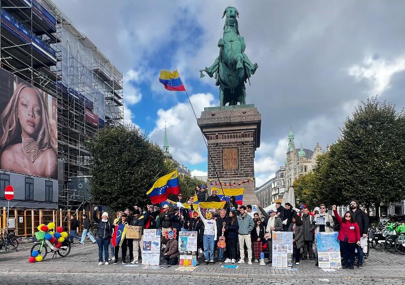 Migrantes venezolanos de Japón a Europa se suman a protesta mundial
