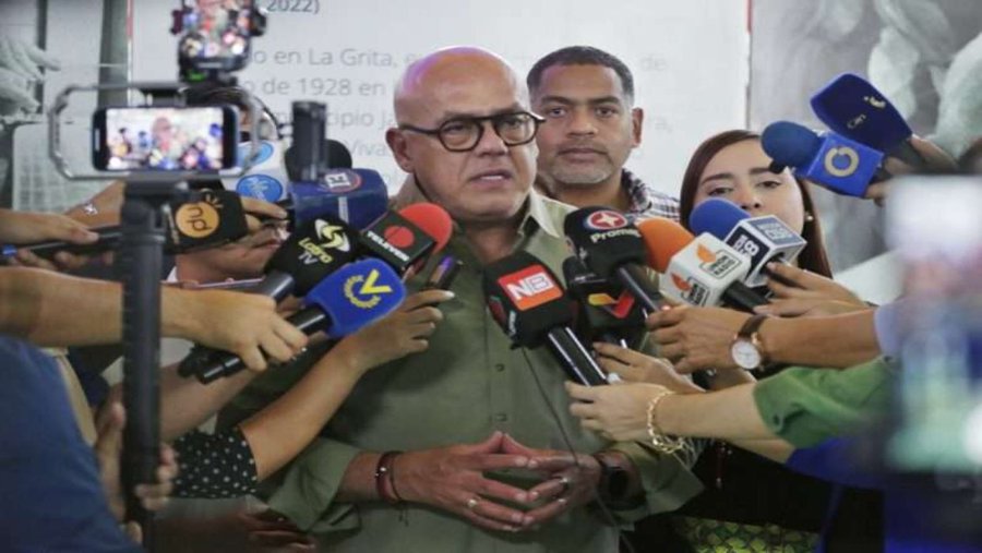 Jorge Rodríguez promete reformas de leyes electorales y del poder popular para antes del 15 de diciembre