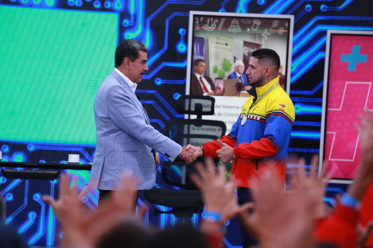 Maduro da plazo de 72 horas a Tik Tok para retirar retos virales de la red social en Venezuela