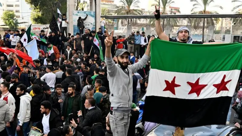 "El juego comienza ahora": cuáles son los diferentes grupos rebeldes que quieren poder en Siria tras la caída del régimen de Al Assad