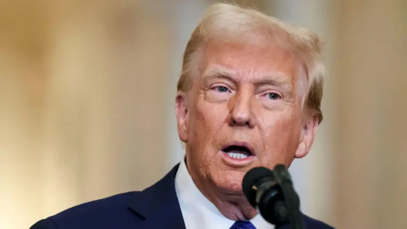 Trump anuncia un centro de detención en Guantánamo para 30.000 migrantes y Cuba lo califica como un "acto de brutalidad"