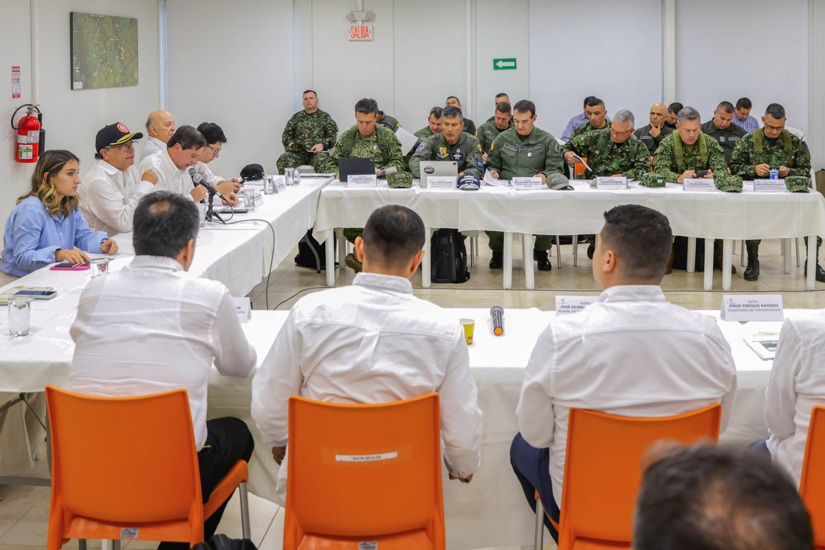 Envían a 300 militares a zona del Catatumbo donde se enfrentan el ELN y disidencias FARC