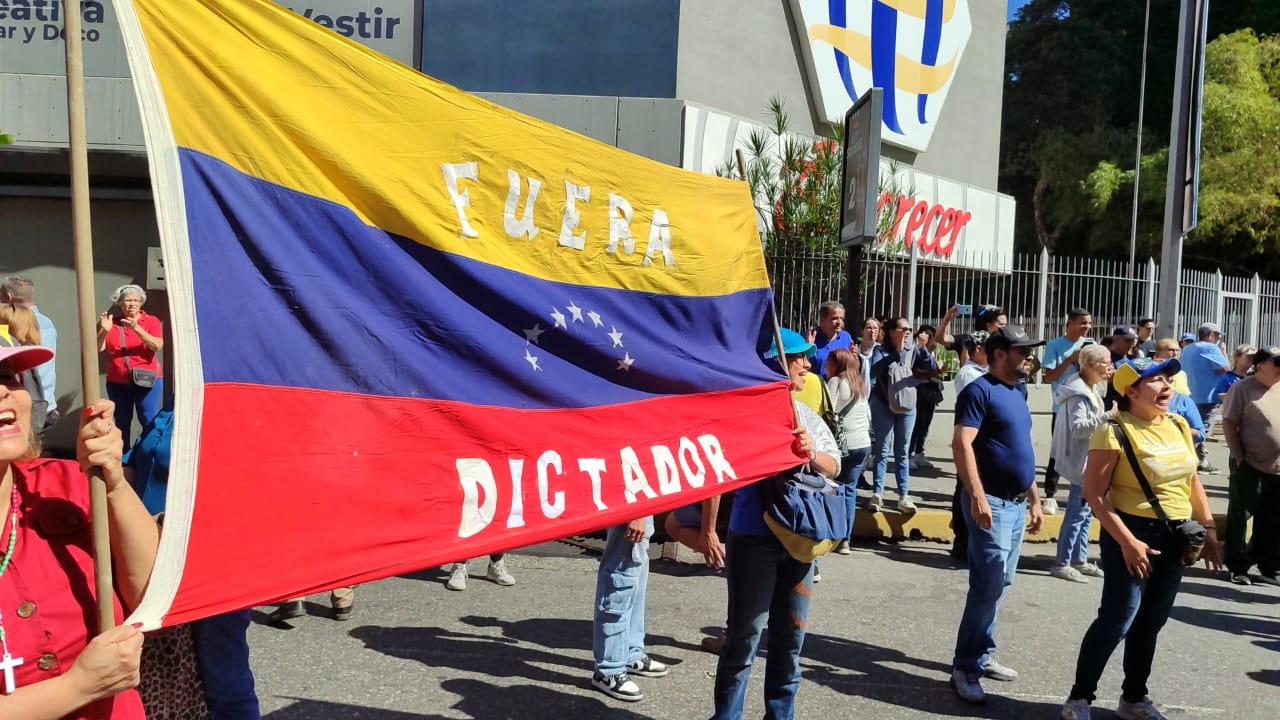 Reportaron bombas lacrimógenas en Carabobo