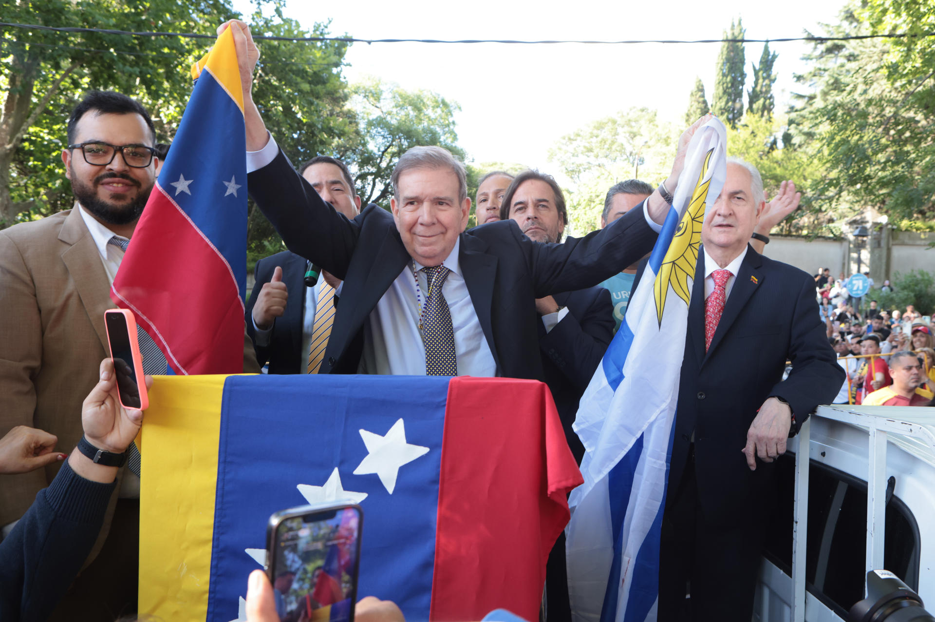 Edmundo González Urrutia desde Uruguay