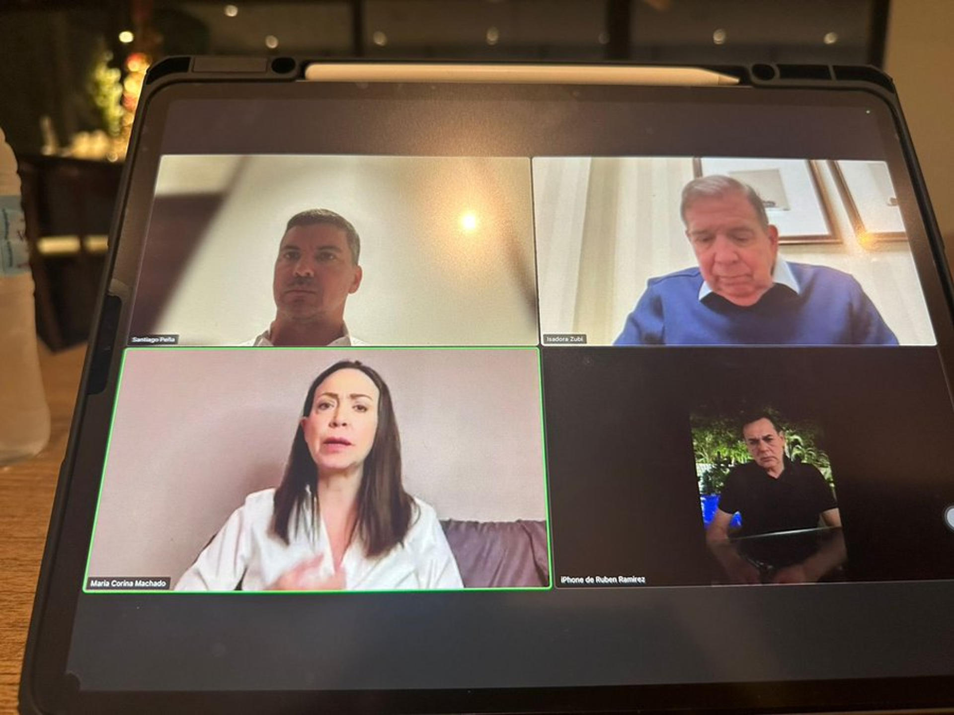 Peña habla con González Urrutia y ratifica respaldo a su "victoria" electoral en Venezuela