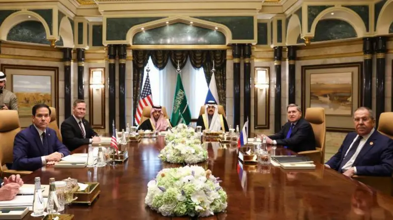 "Es el primer paso de un largo y difícil camino": EE.UU. y Rusia acuerdan trabajar juntos para poner fin a la guerra en Ucrania