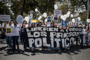 Familias de "presos políticos" en Venezuela exigen investigar "tratos crueles e inhumanos"