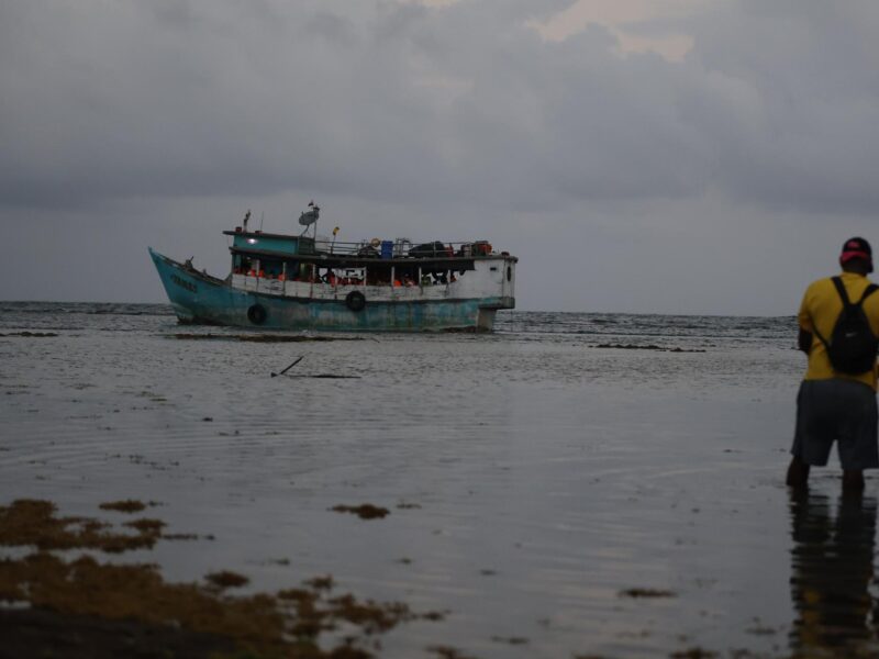 Migrantes venezolanos buscan en las redes sociales nuevas rutas en su viaje de retorno a Suramérica