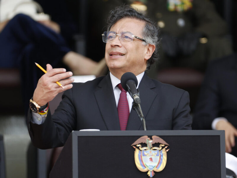Petro sobre Venezuela: Debe haber nuevas elecciones, porque las que hubo no fueron libres