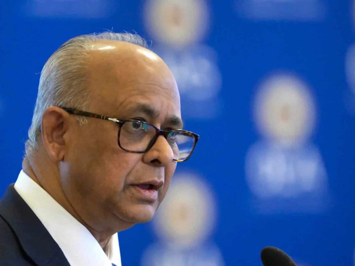 ¿Quién es Ramdin, el nuevo secretario general de la OEA que promete diálogo con Maduro?