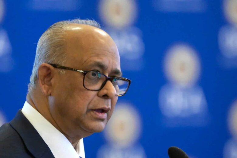 ¿Quién es Ramdin, el nuevo secretario general de la OEA que promete diálogo con Maduro?