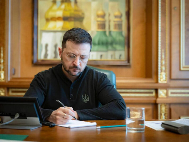 Zelenski pide a EEUU que convenza a Putin para que acepte la tregua de 30 días